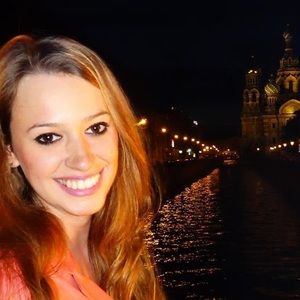 Meet your Posher, Raquel